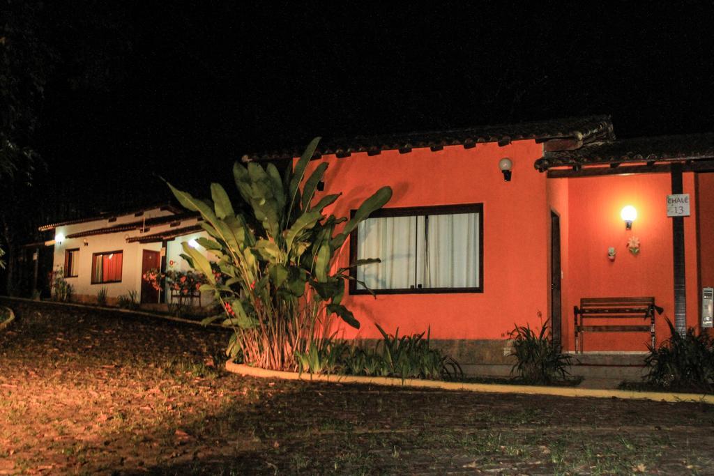 Pousada Riacho Da Serra Penedo  Exterior photo